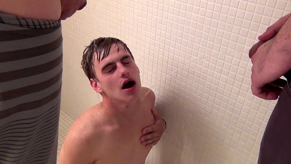 Noah Brooks DRENCHED- 5 Guy Piss Orgy